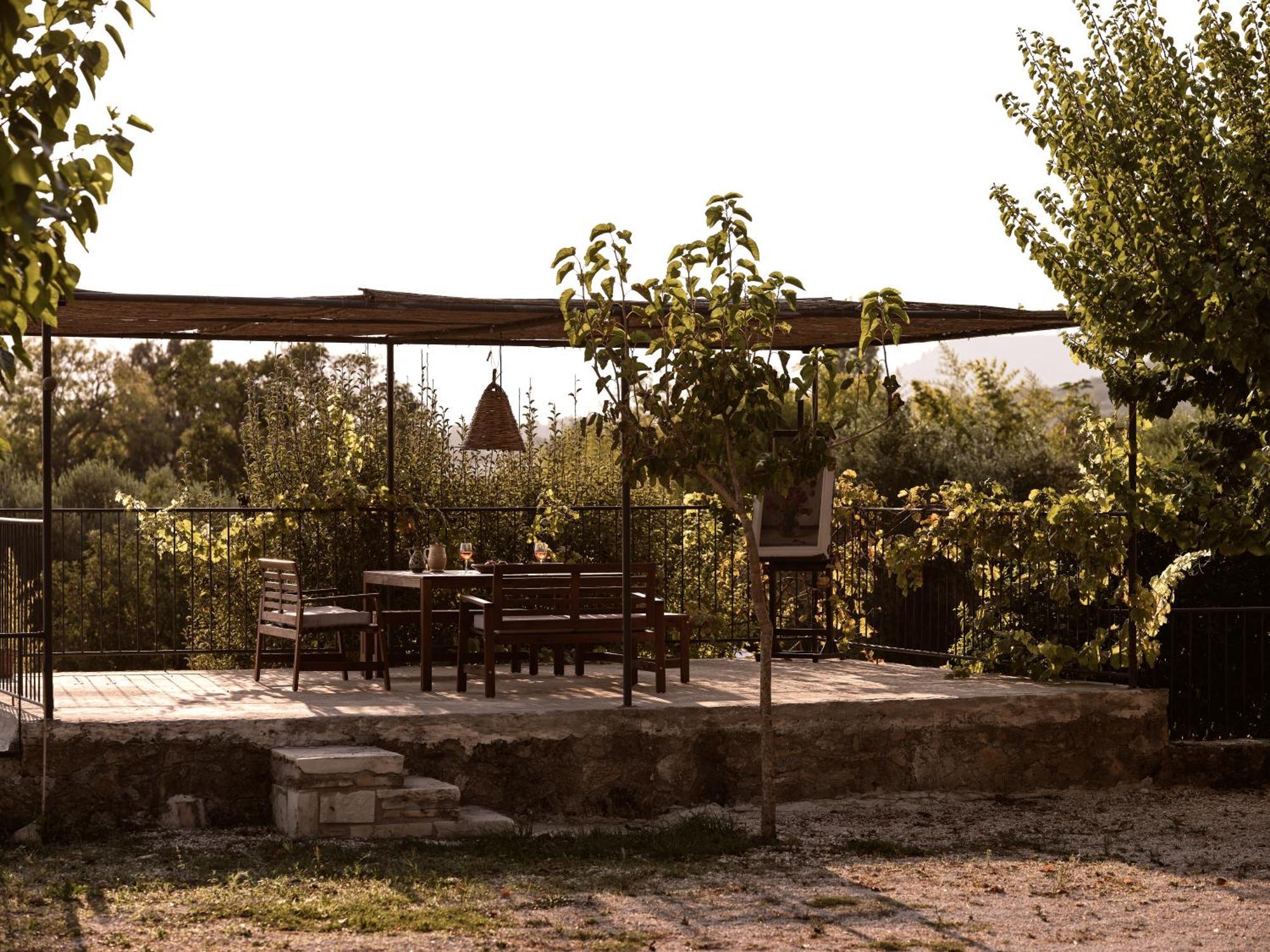Phi Simple Living Quarters * Akrotiri (Zakynthos)