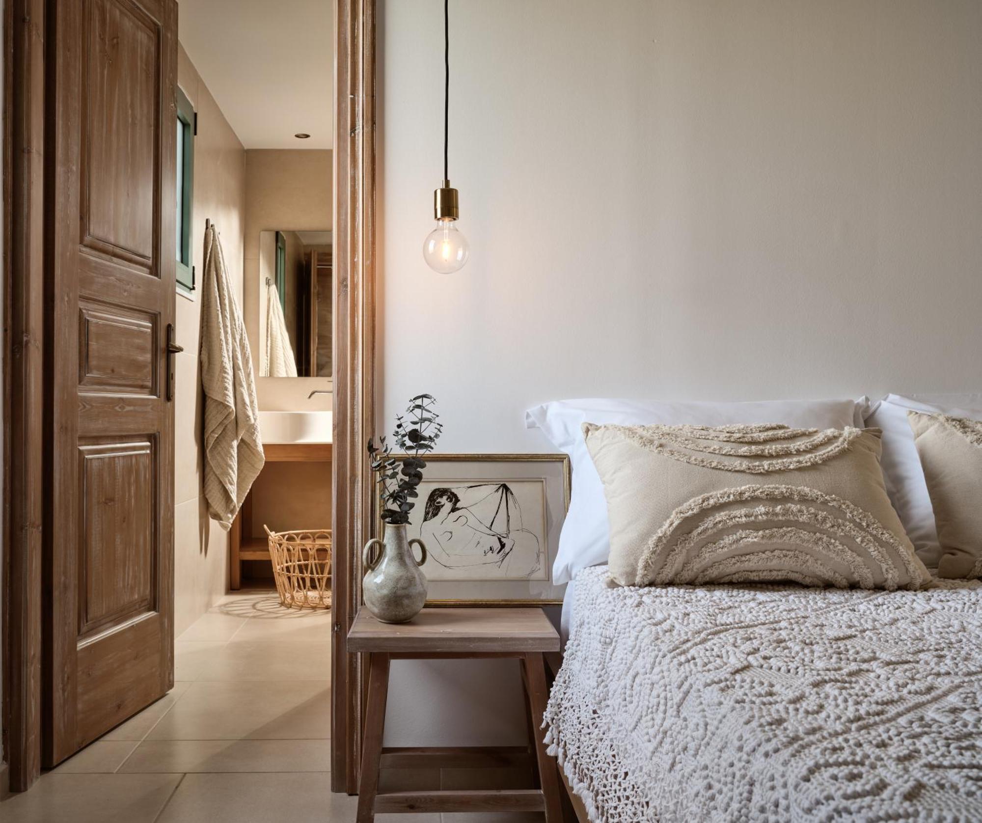 Villa Phi Simple Living Quarters *