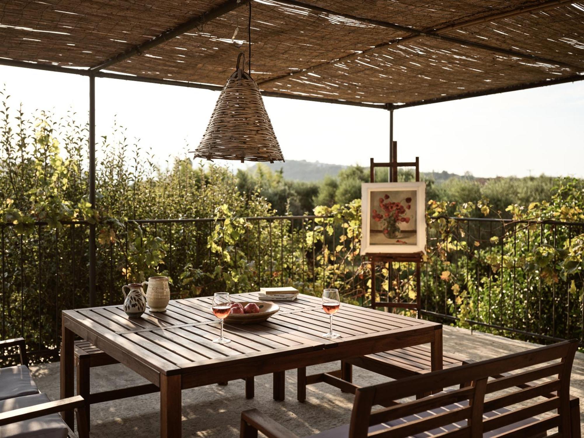 Phi Simple Living Quarters Akrotiri (Zakynthos)